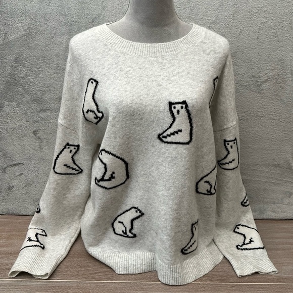 LOFT Sweaters - LOFT Polar Bear Sweater in Gray- XL